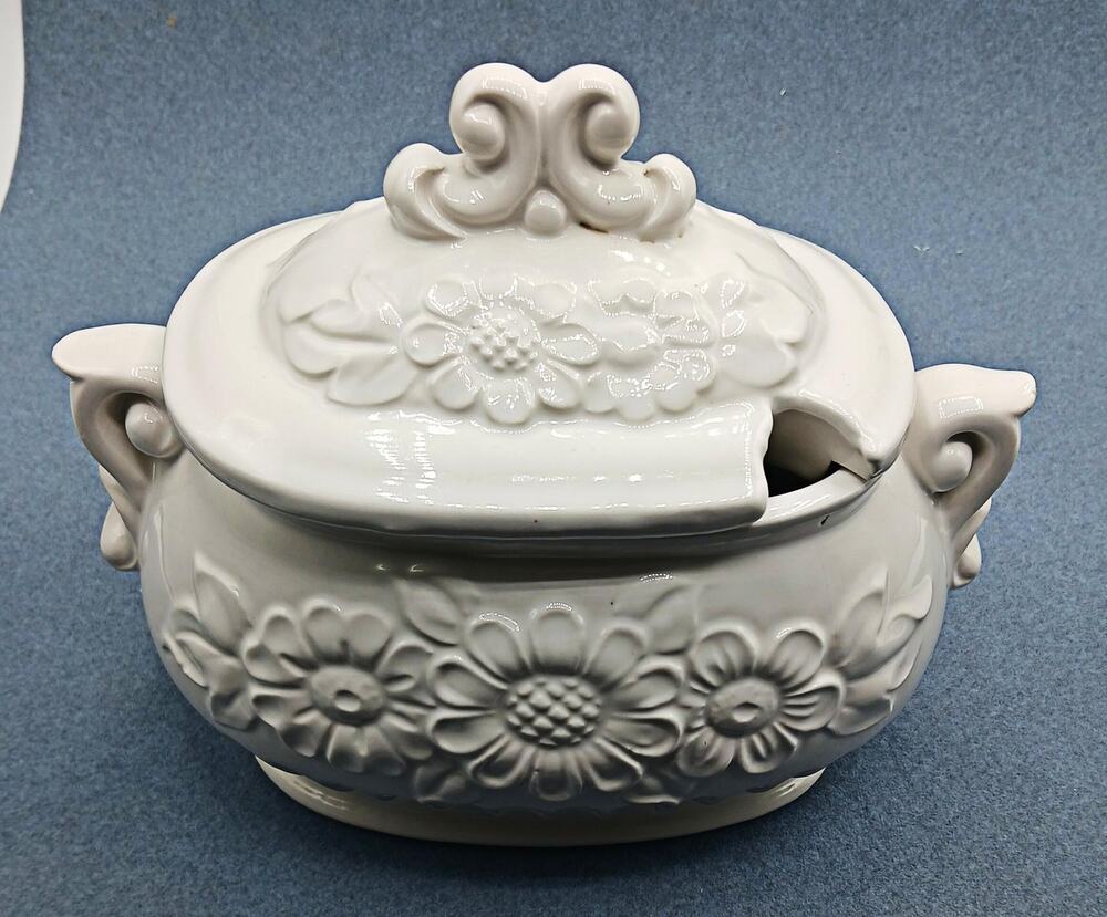 Japan Vintage Ceramic Soup Tureen w/Lid